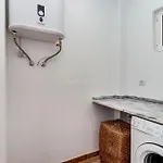 Quarto Aconchegante Com Janela E Vista Para Cidade Séjour chez l'habitant Lisboa