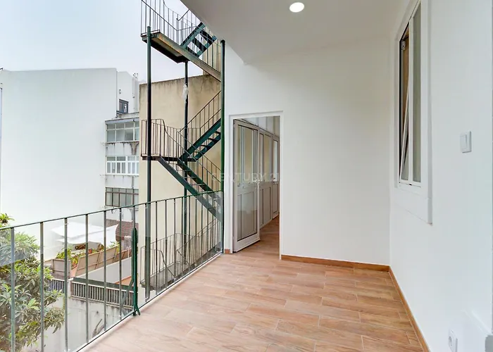 Aconchegante Com Janela E Vista منزل للإقامة *