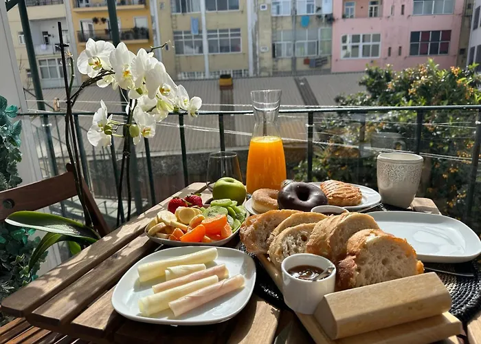Aconchegante Com Janela E Vista منزل للإقامة Lisboa
